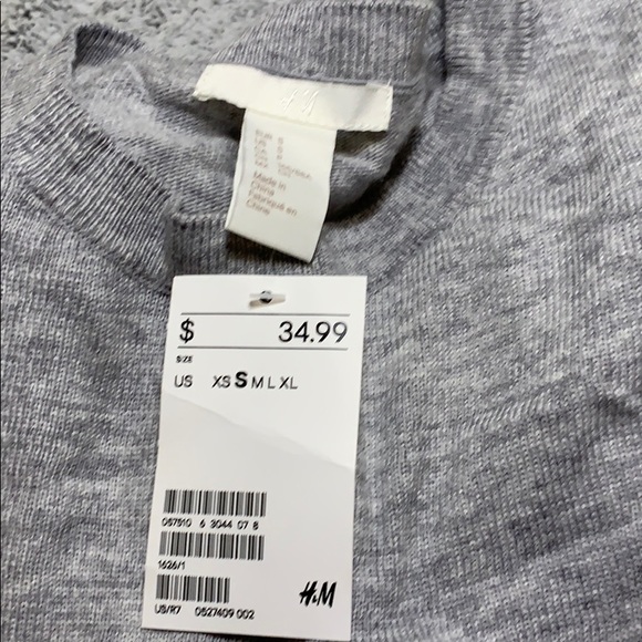 H&M Top - Picture 5 of 6